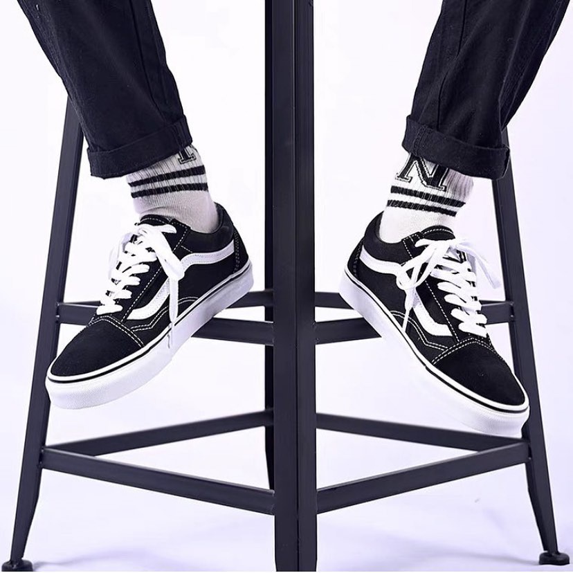 Giày Thể Thao Nam Nữ Cổ Thấp, Giầy Vans Vault Old Skool Đen Trắng, Giày Giá Rẻ Vải Cao Cấp | BigBuy360 - bigbuy360.vn