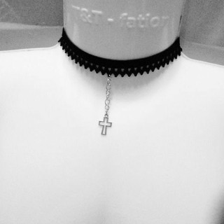 Vòng cổ chocker ren mặt thánh giá (ảnh thật)