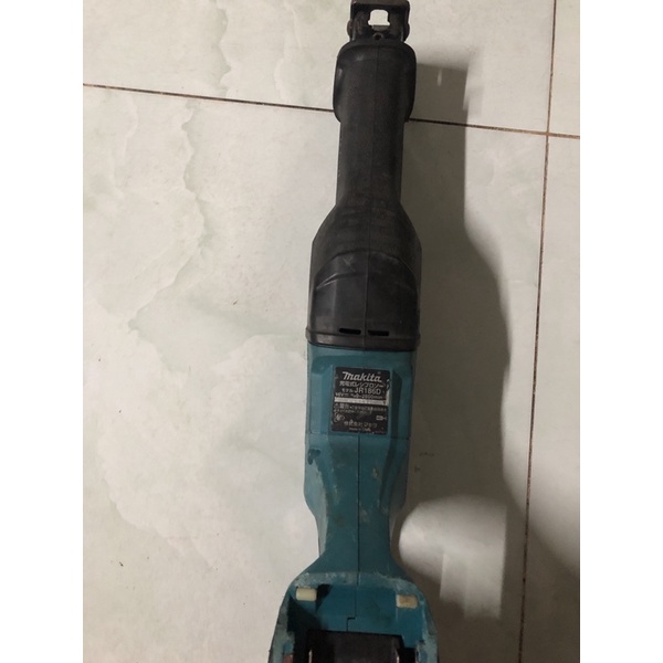 Cưa kiếm Makita 18V