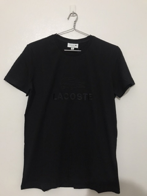 Áo phông Lacoste cổ tròn màu đen