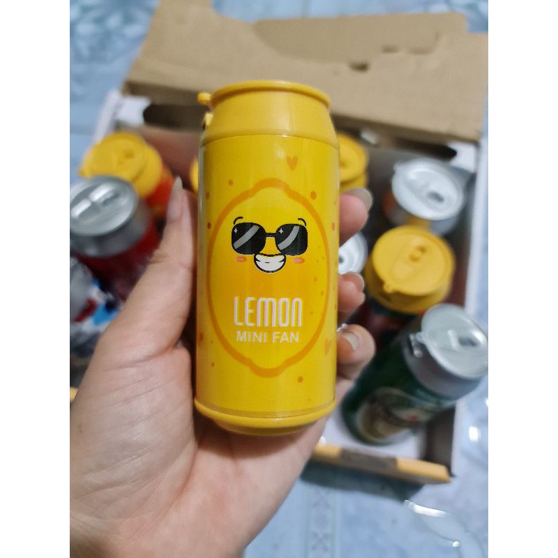 Quạt điện hình lon nước