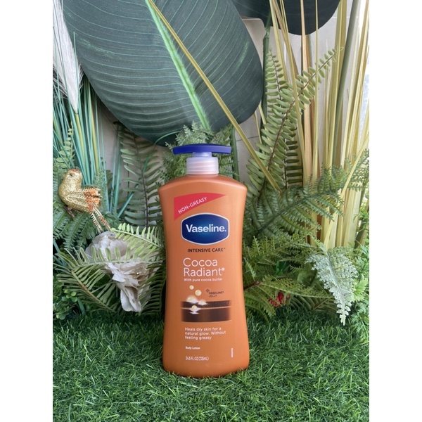 Sữa dưỡng thể trắng da toàn thân Vaseline của Mỹ loại 725ml