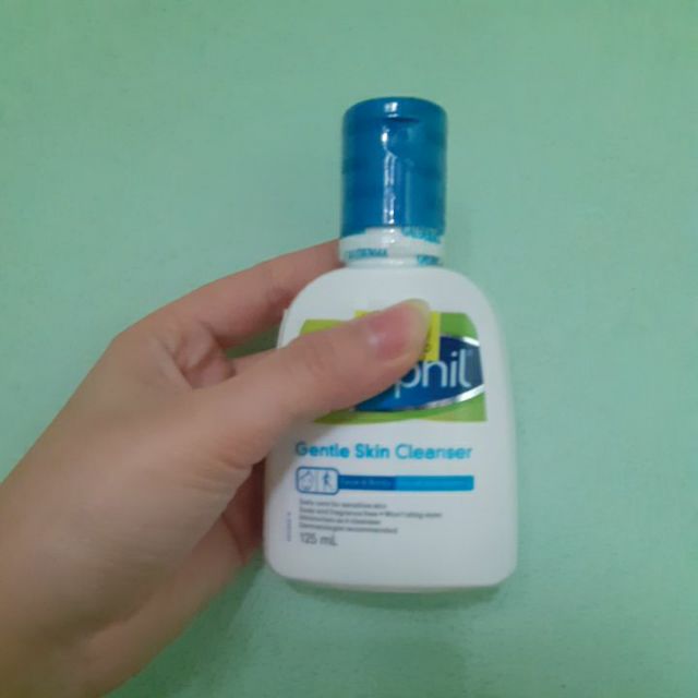 Sữa rửa mặt celtaphil