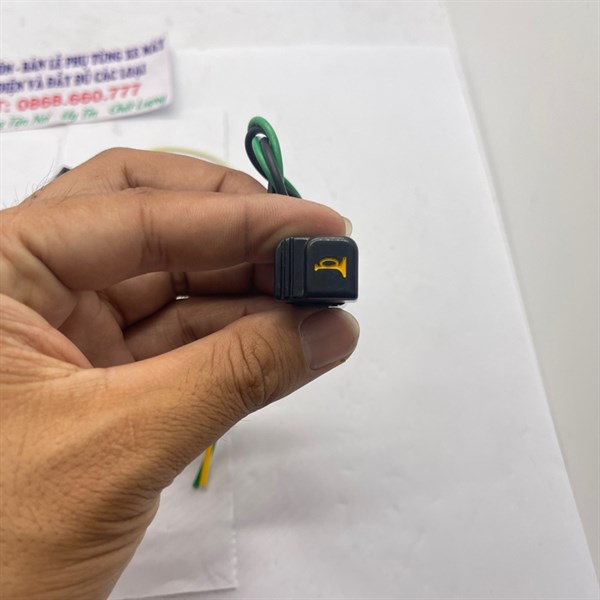 Công tắc còi Dream