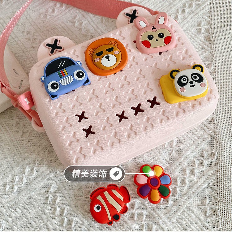 Túi Đeo Chéo Dáng Vuông Nhỏ Dễ Phối Đồ Chơi Cao Su Cho Trẻ Em