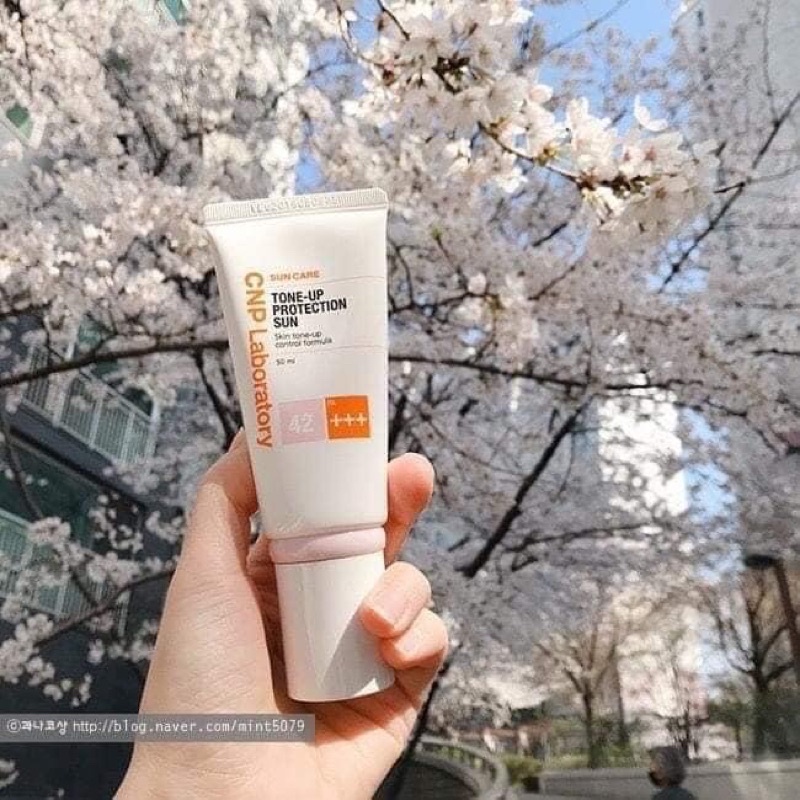 [Mã 153FMCGSALE1 giảm 10% đơn 250K] Kem chống nắng CNP Laboratory Tone-Up Protection Sun SPF42 PA +++