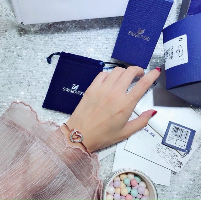 ⛔️ Vòng_tay_swarovski_double_heart_bangle⛔️