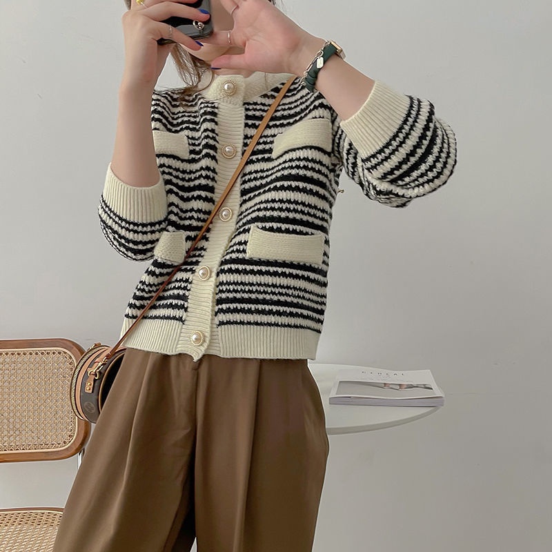 Áo khoác len Cardigan thời trang thu đông phong cách Hàn Quốc cho nữ