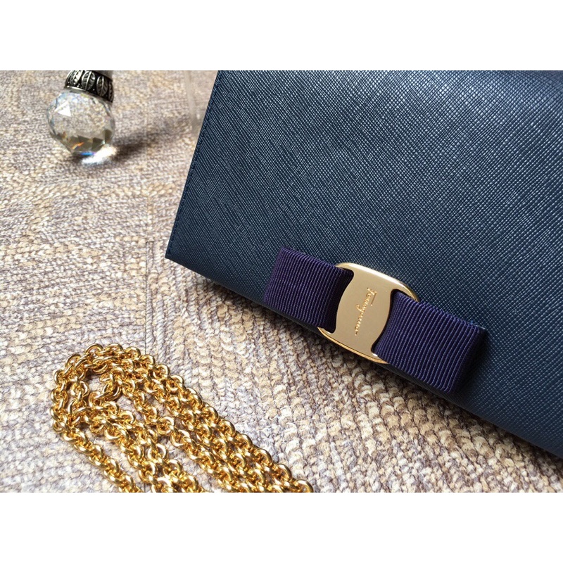 Túi /ví đeo chéo nữ da thật siêu sang thương hiệu Salvatore Ferragamo cao cấp dây đeo tháo rời