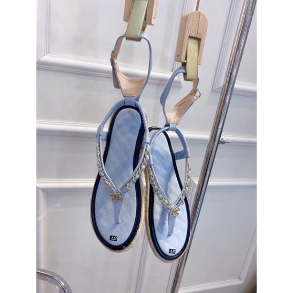 GIÀY SANDAL C H A N E L XỎ NGÓN QUAI DA PHỐI XÍCH