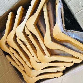 Móc  gỗ  trẻ  em 10 cái  75k