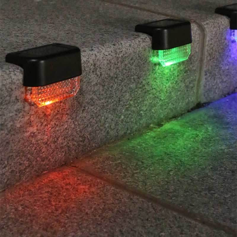 1 Đèn LED Năng Lượng Mặt Trời Chống Thấm Nước Gắn Cầu Thang Ngoài Trời