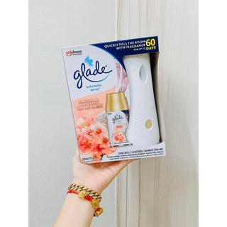 Máy xịt thơm phòng tự động Glade Automatic Spray 3in1 lưu hương lên đến 60 ngày sẵn pin theo máy