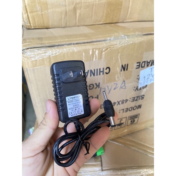Nguồn 9V 2A đa năng chân chữ T dùng cho các thiết bị 9V Loa kéo, Bình hút sưa,thiết bị mạng . Adapter chân to, chân nhỏ