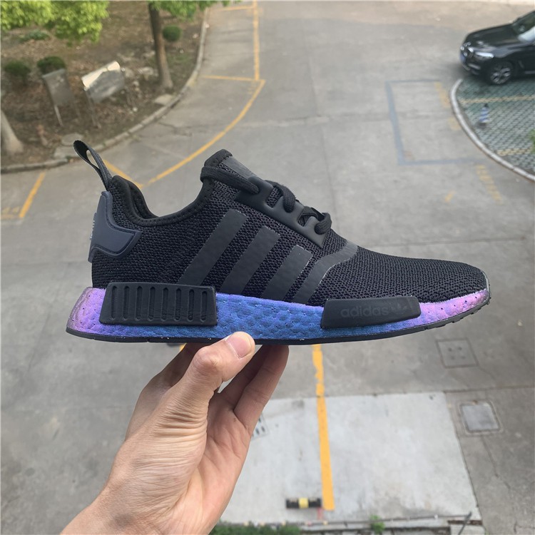 [Discount]Adidas Originals NMD R1 gradient color men and women classic casual running shoes FV3645