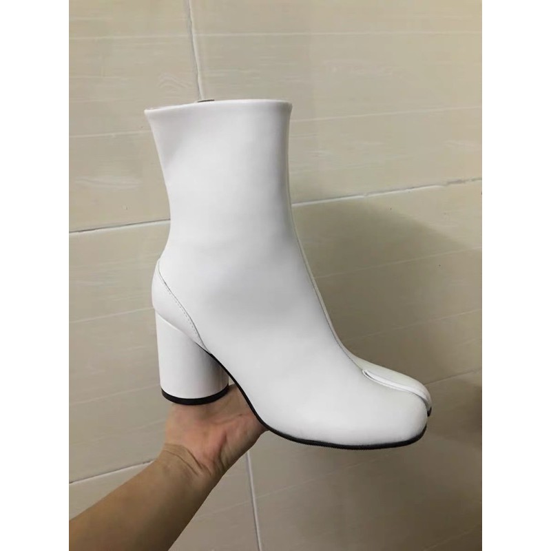 Boots cao gót móng heo maison margie