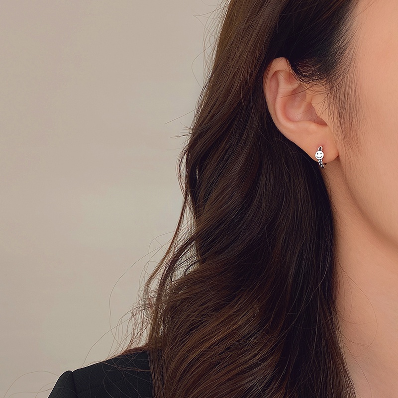 Bông Tai Hình Tròn Họa Tiết Mặt Cười Đơn Giản Phong Cách Hàn Quốc Thời Trang Cho Nữ