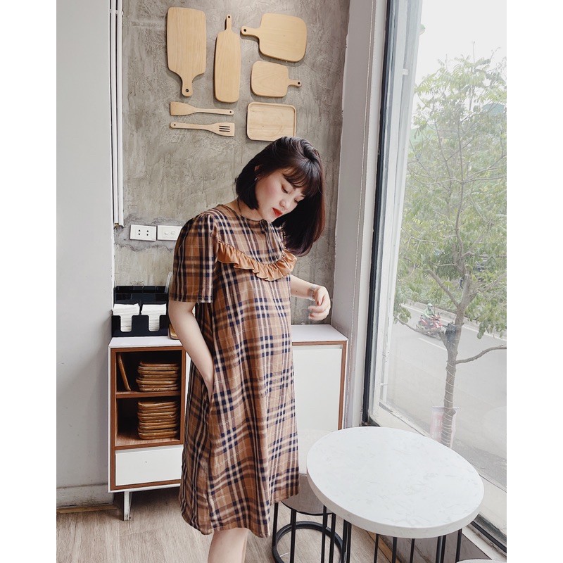 [Mã FATHANG5 giảm 10K đơn 50K] Đầm thô boi kẻ nâu | BigBuy360 - bigbuy360.vn