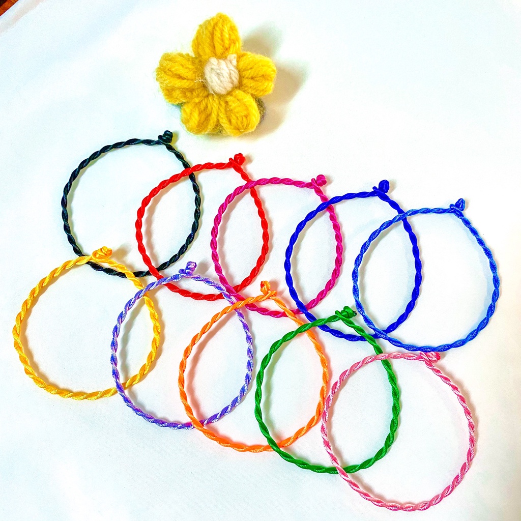 Vòng tay chỉ đỏ may mắn, vòng tay handmade mã HM01