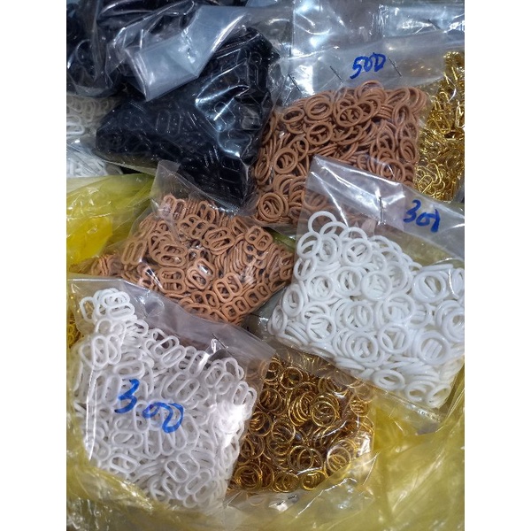Khoen dây áo ngực 0.8cm-1.2cm giá 65k/400 khoen nhựa