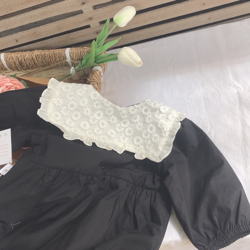 Suit dài tay phối cổ ren xinh xắn vải thô cho bé Tiệm Su Kids