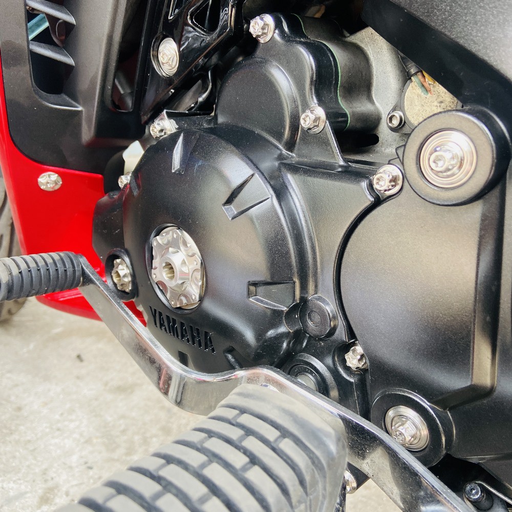 Bộ ốc lốc máy INOX SALAYA lắp cho các dòng xe WAVE, DREAM, EXCITER, VARIO, WINNER, SONIC, SATRIA