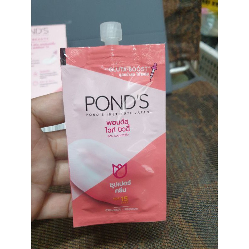 Kem dưỡng da Pond’s cao cấp dạng gói 7.5g