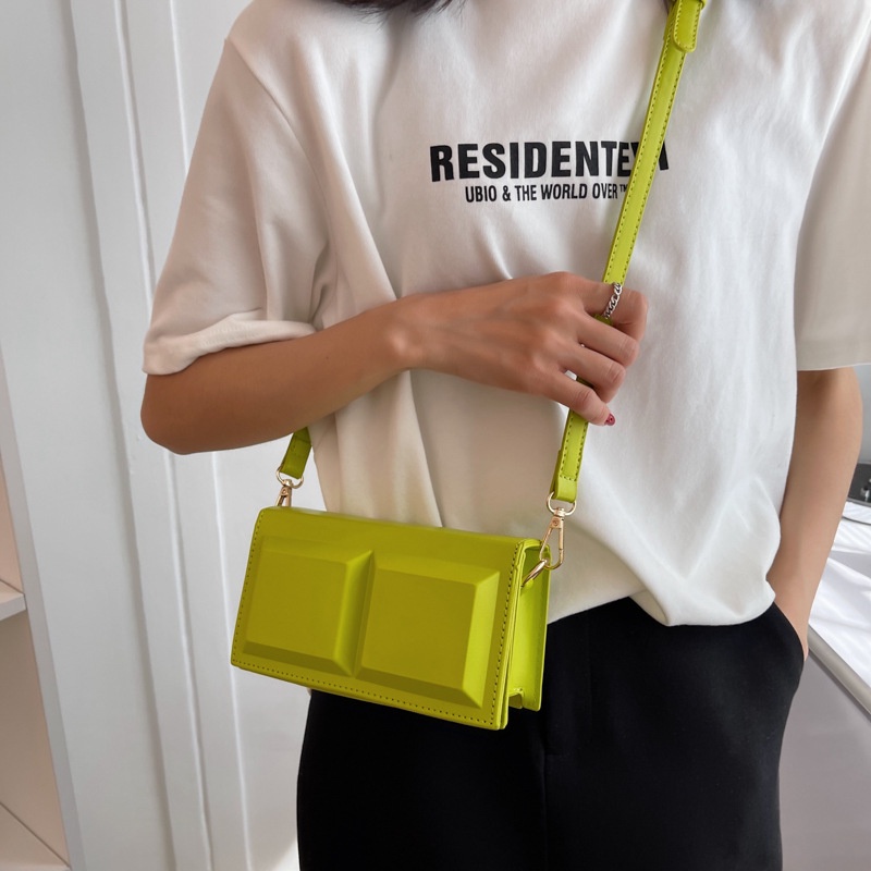 Túi Xách Đeo Vai Thời Trang Mùa Hè Sành Điệu