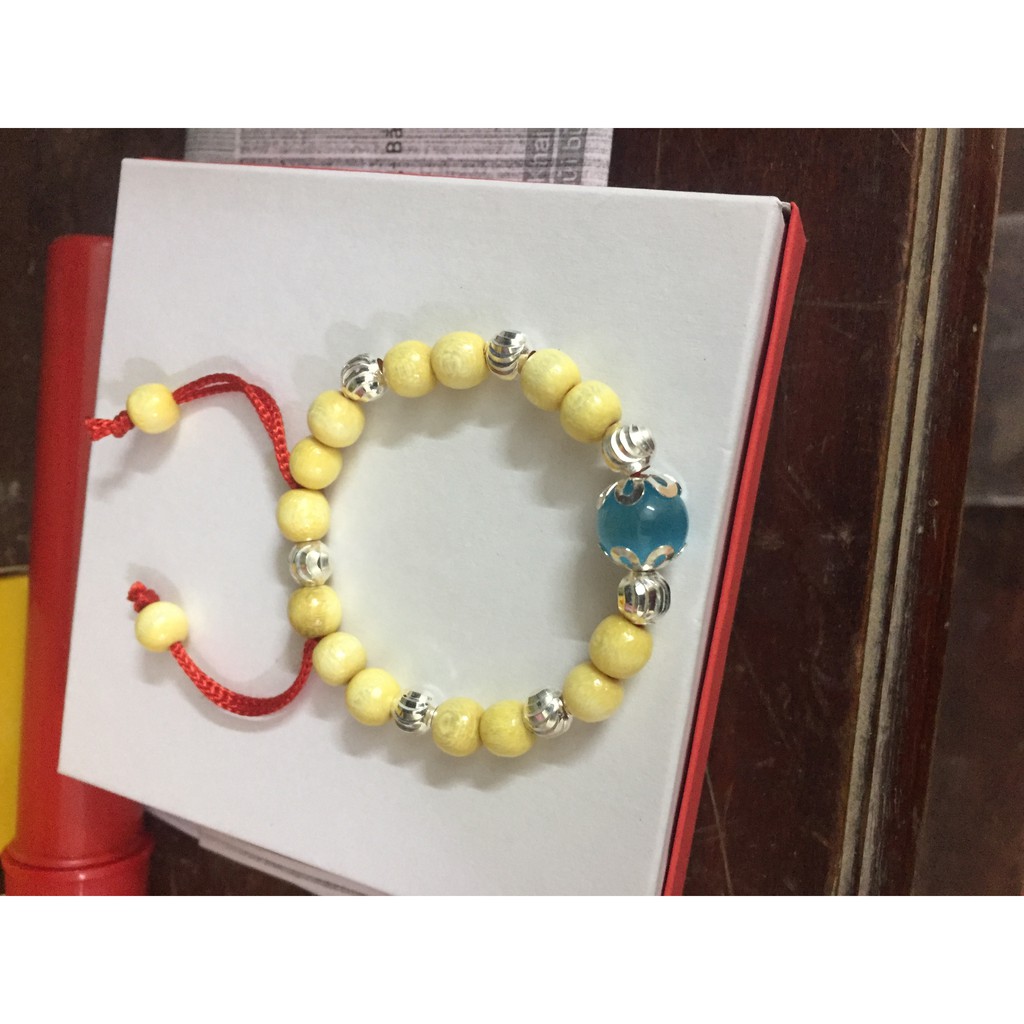 vòng dâu tằm mệnh mộc cho bé 2020( tặng kèm day hạt dự phòng khi lớn cho bé) | BigBuy360 - bigbuy360.vn