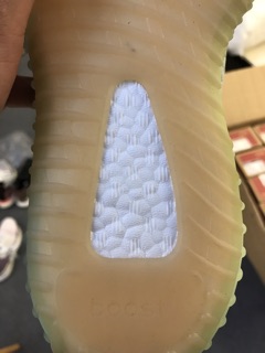 Giày 350 hyper 1:1 đủ size 36 đến 45
