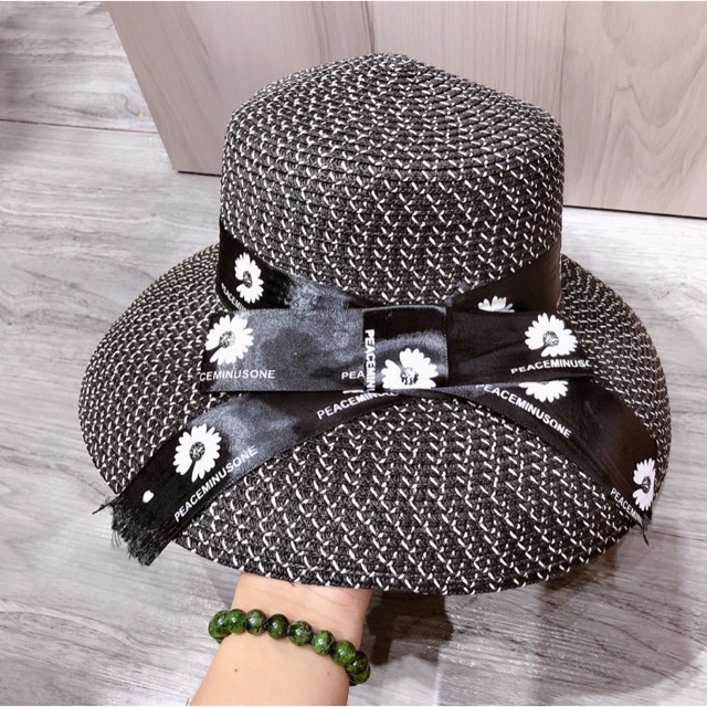NÓN VÀNH ĐI BIỂN LỒNG ĐÈN TIỂU THƯ THỜI TRANG