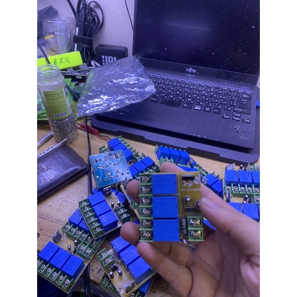 Mạch bảo vệ loa 2.0 hoặc 2.1