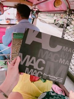 Bảng Phấn Mắt MAC Eye Shadow x 98 ô