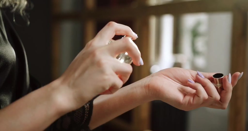 Nước Hoa Nữ Good Girl Gone Bad, Rolling In Love, Angels Share chính hãng W-Parfum nồng độ EDP Sang Trọng, Tinh Tế | BigBuy360 - bigbuy360.vn