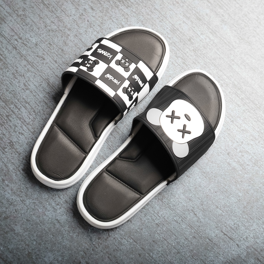 Dép Quai Ngang Unisex DETU DNT2 Họa Tiết KAWS (Đen / Đen)