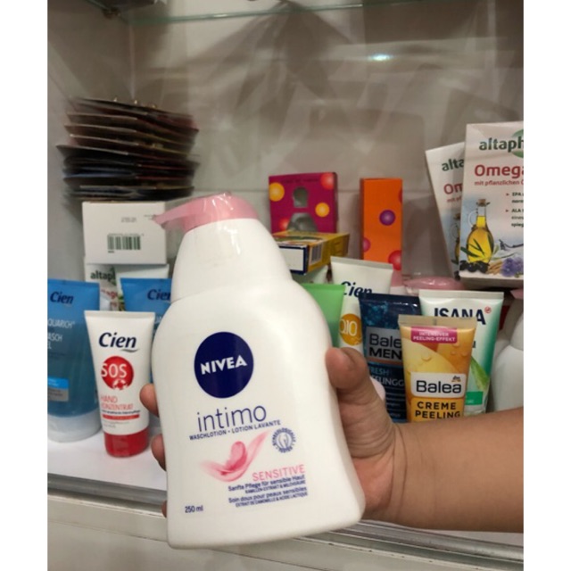 Dung dịch vệ sinh Nivea intimo (250ml)