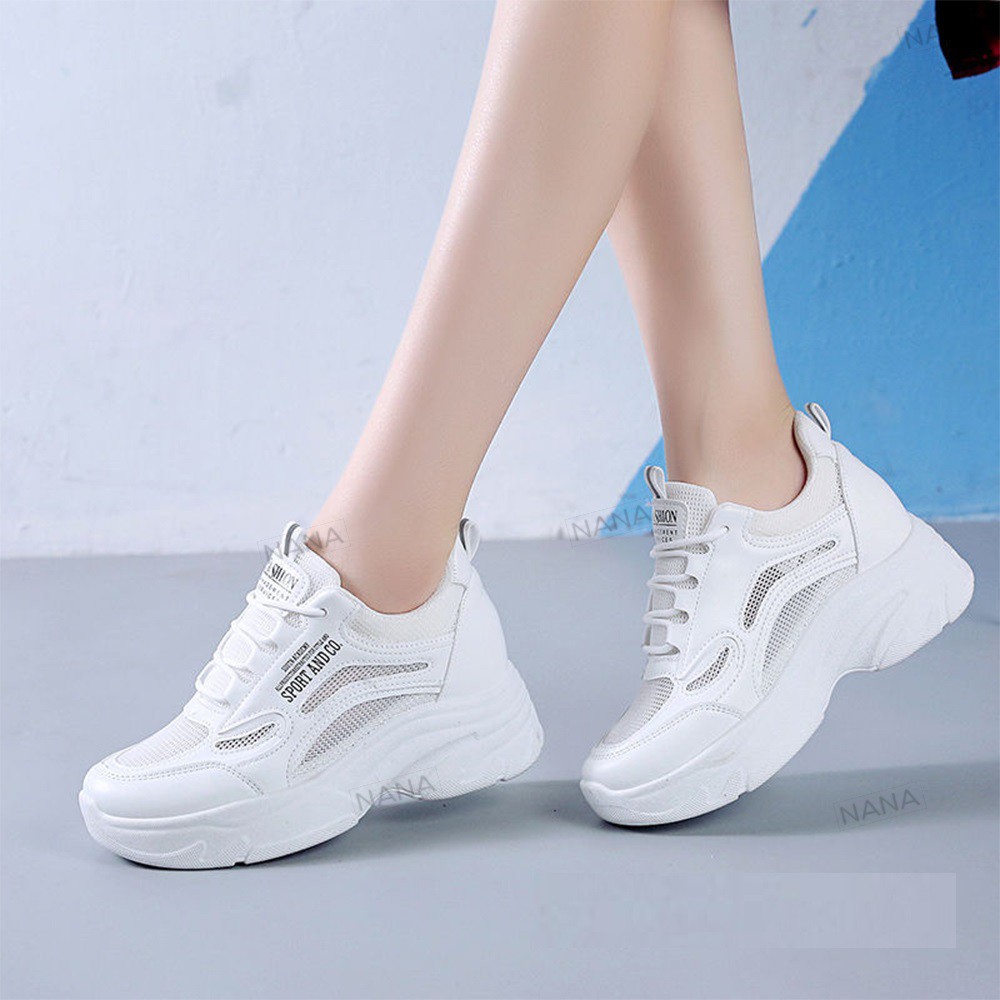 GIÀY SNEAKERS NỮ TRẮNG ĐEN . ĐỘN ĐẾ 7CM GIÚP TĂNG CHIỀU CAO. KIỂU DÁNG TRẺ TRUNG HIỆN ĐẠI.