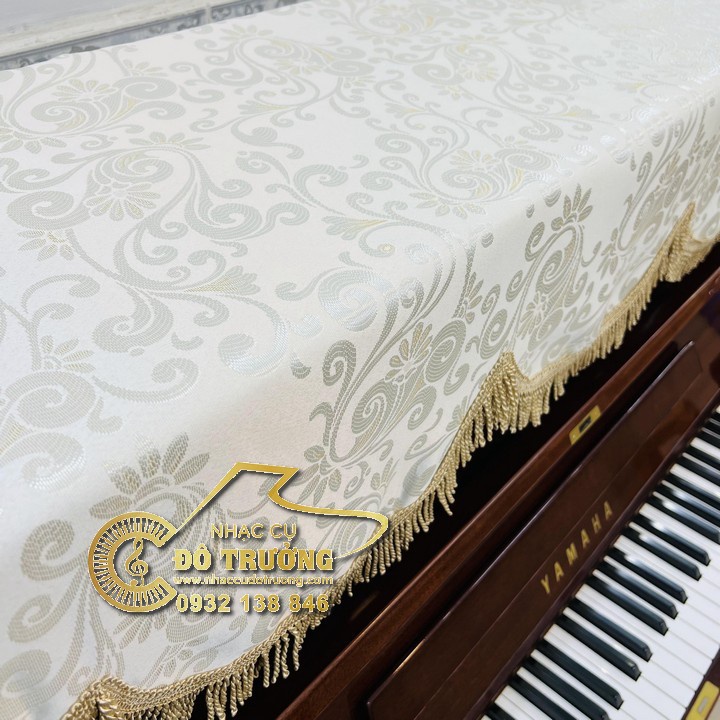 Khăn phủ đàn Piano trắng họa tiết ánh bạc