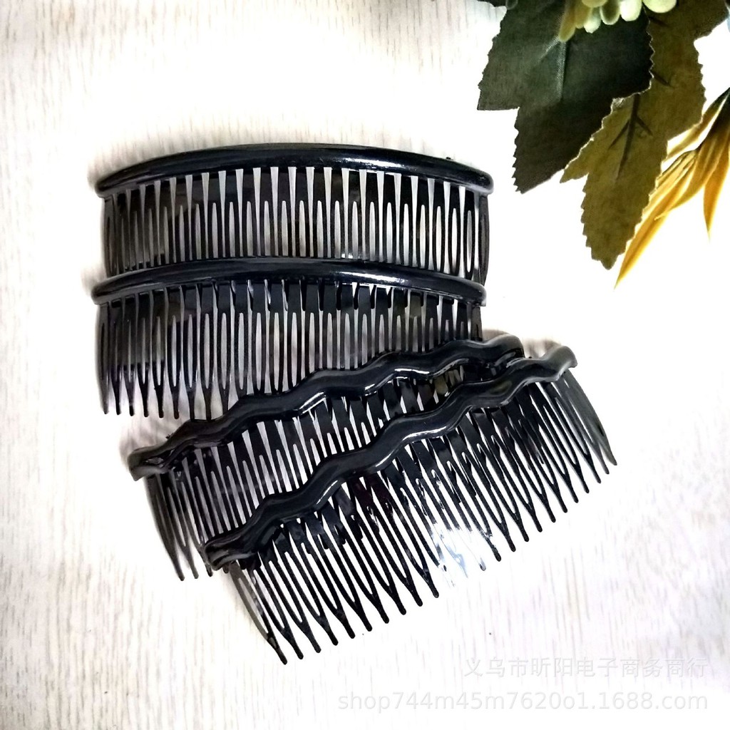 LƯỢC XƯỚC TÓC MÀU ĐEN BÓNG CHO BẠN GÁI