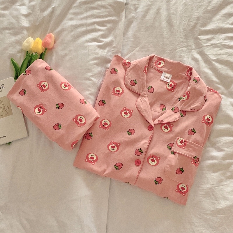 Set đồ ngủ Pyjama dài hoạ tiết gấu dâu liti Hàn Quốc