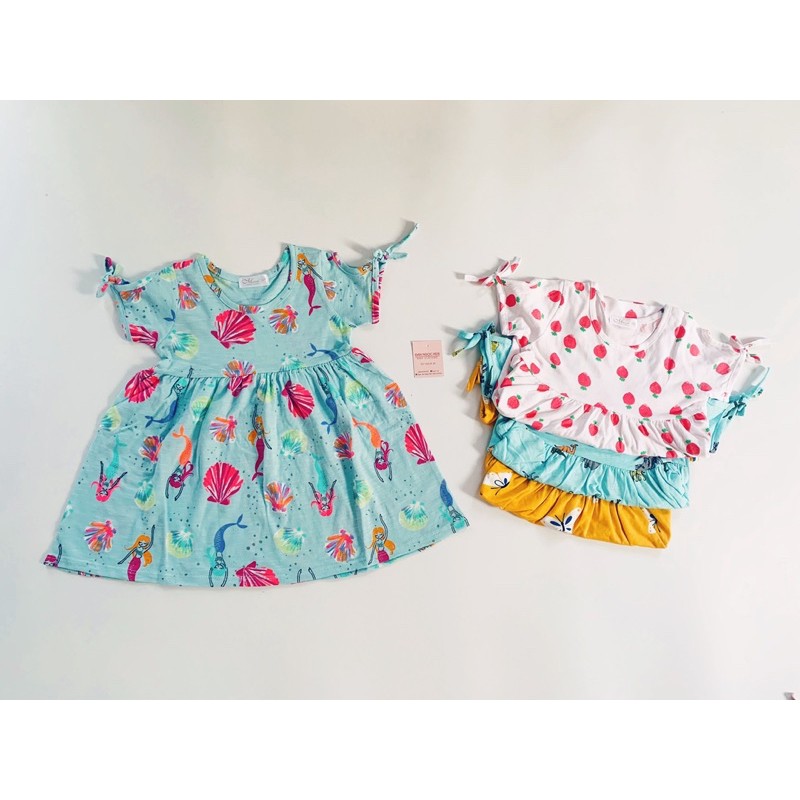 Váy thắt nơ bé gái