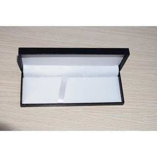 bút kim loại khắc tên