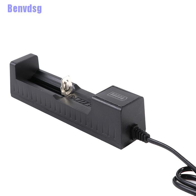 Bộ Sạc Pin Li-ion 1 Ngăn Thông Minh 18650