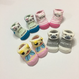 Set 4 đôi vớ sơ sinh ( tặng vớ cổ cao)