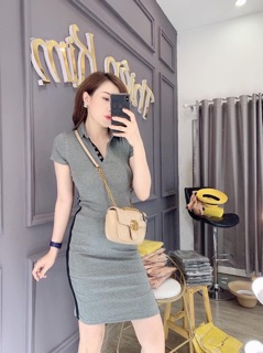 Đầm thun ôm body cổ bẻ