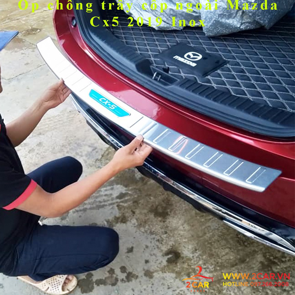 Ốp chống trầy cốp trong, ngoài xe Mazda CX5, CX-5 2018- 2019 2020 2021 2022, 2023 chất liệu Inox