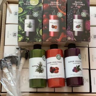 Sữa rửa mặt thải độc rau củ Super Vegitoks Cleanser