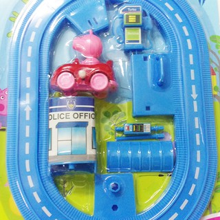 Bộ đồ chơi đường ray xe hơi Peppa Pig chạy cót