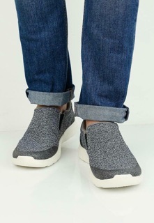 Giày skinsale static slip on