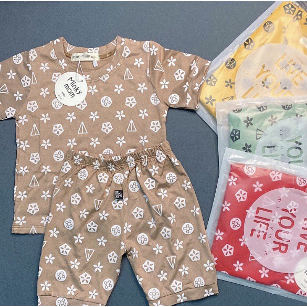 Bộ cộc tay Minky Mom cho bé.